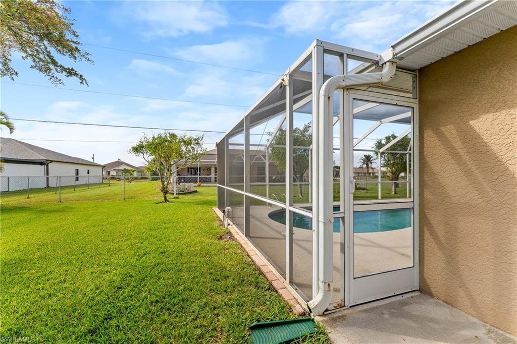 CAPE CORAL - Residential