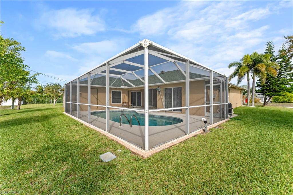 CAPE CORAL - Residential