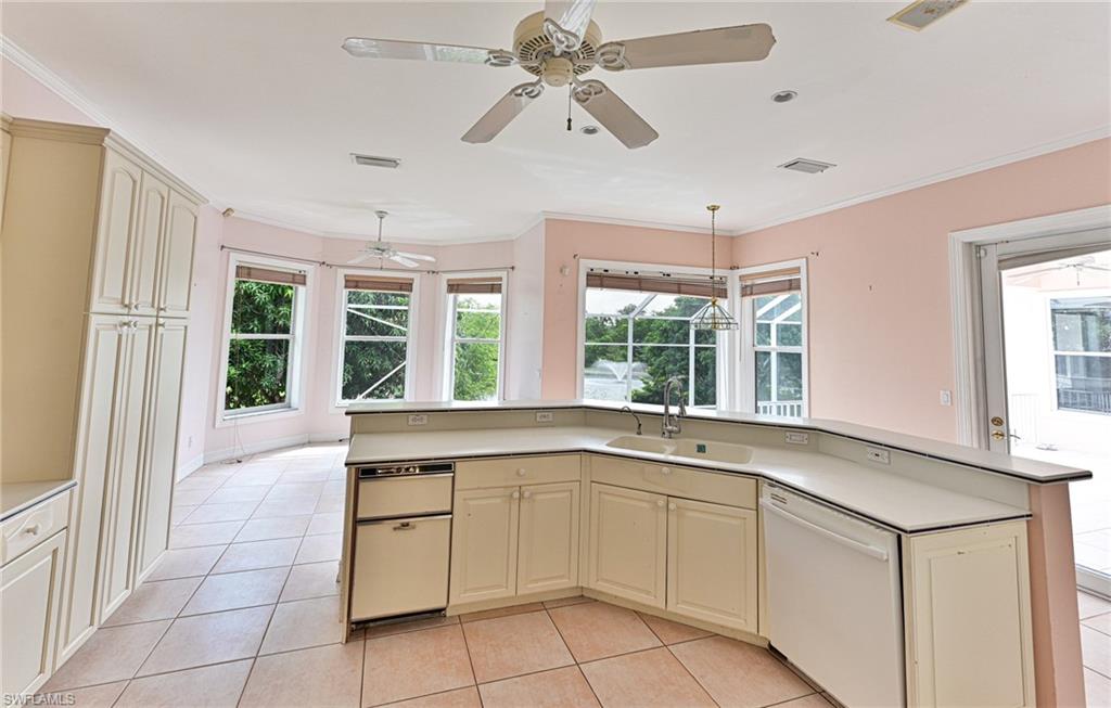 SOUTHPORT ON THE BAY - Residential