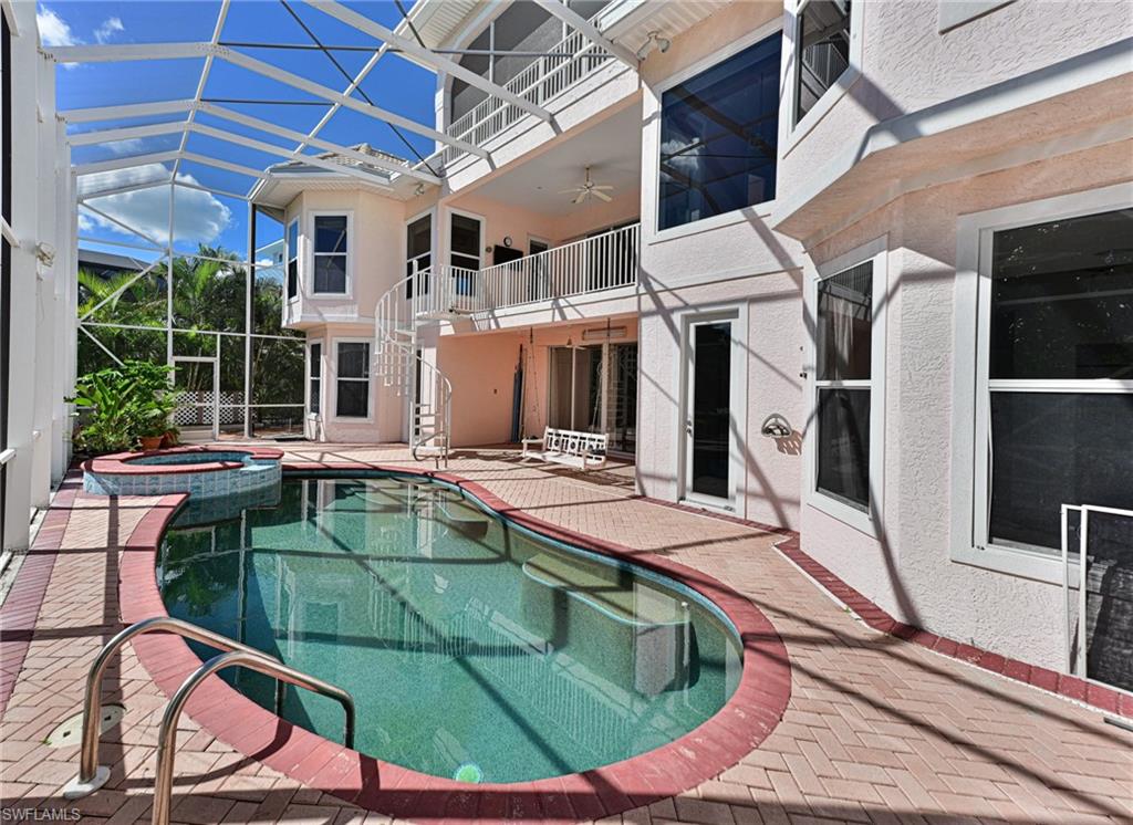 SOUTHPORT ON THE BAY - Residential