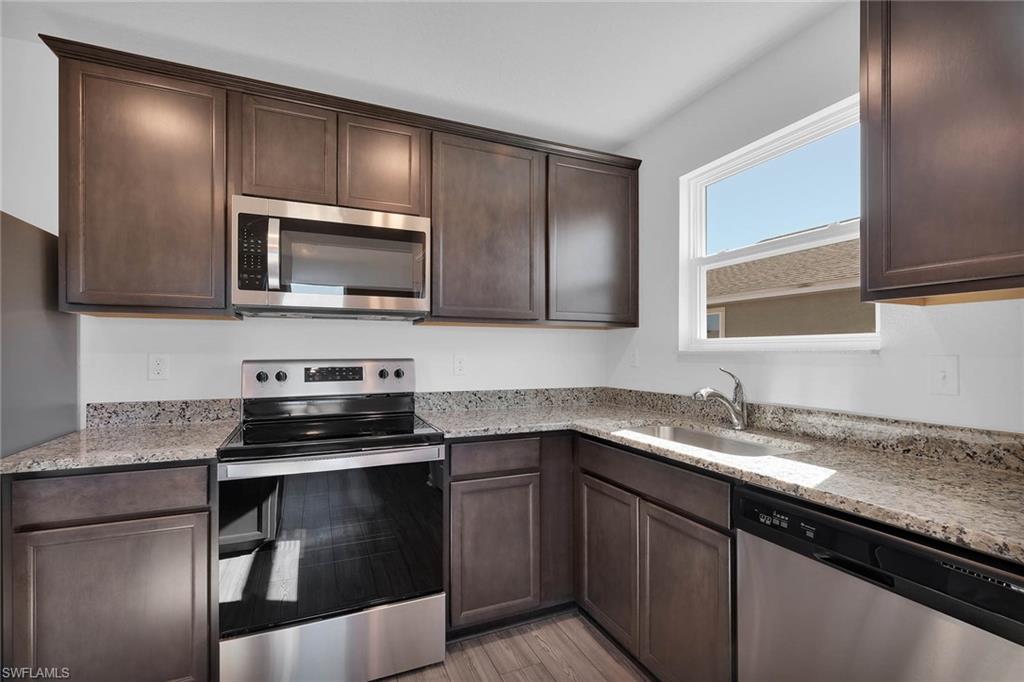 ARROWHEAD RESERVE - Residential