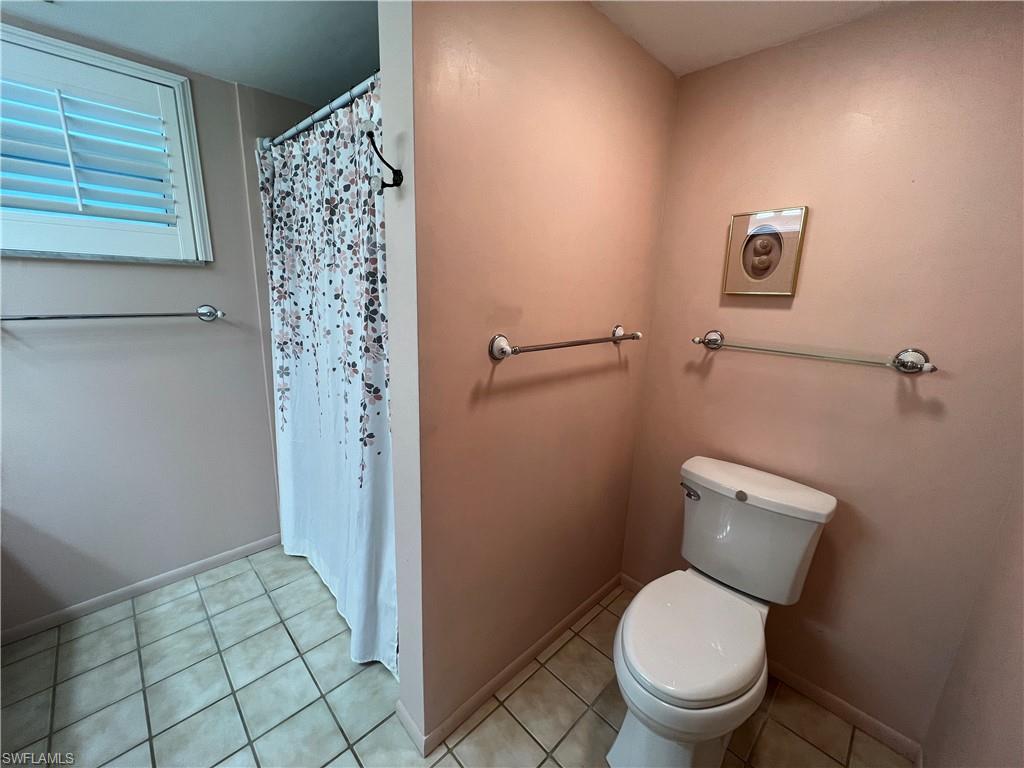 SEVEN LAKES - Residential