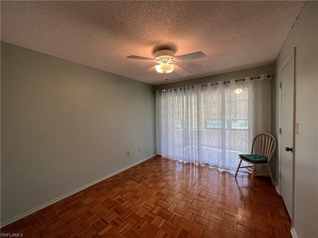 SEVEN LAKES - Residential