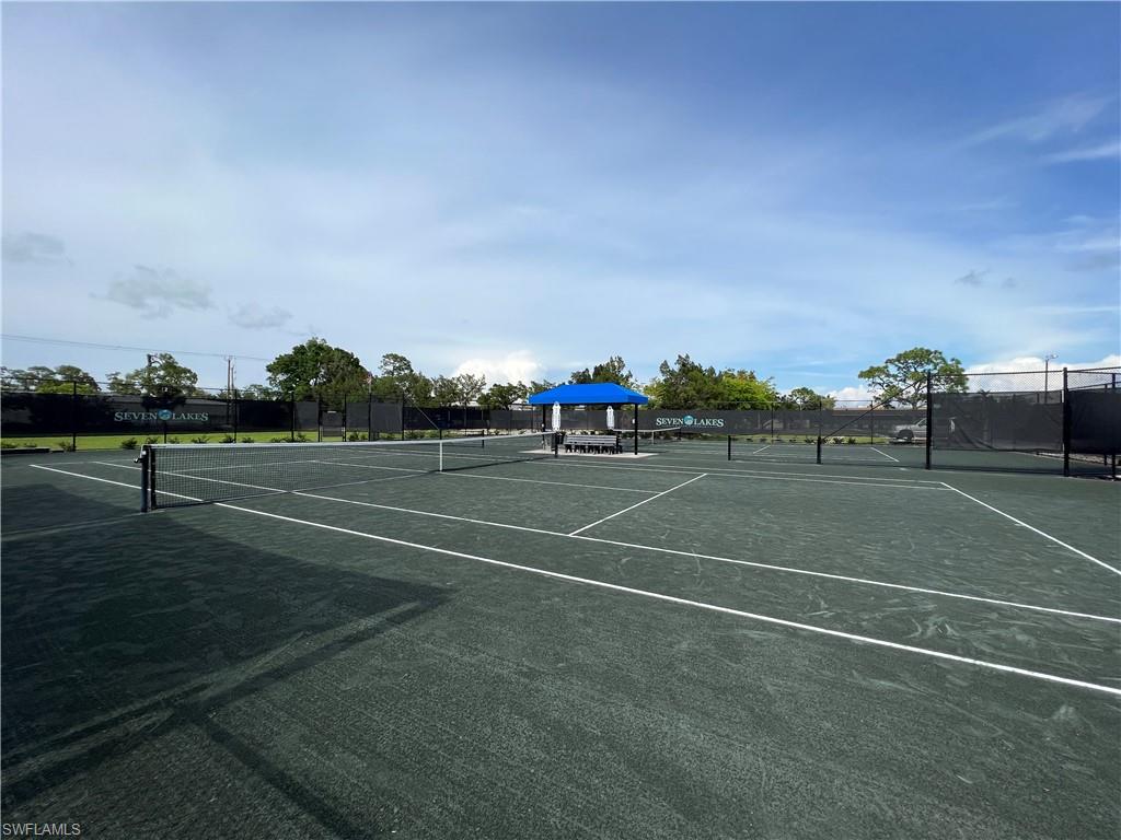 SEVEN LAKES - Residential