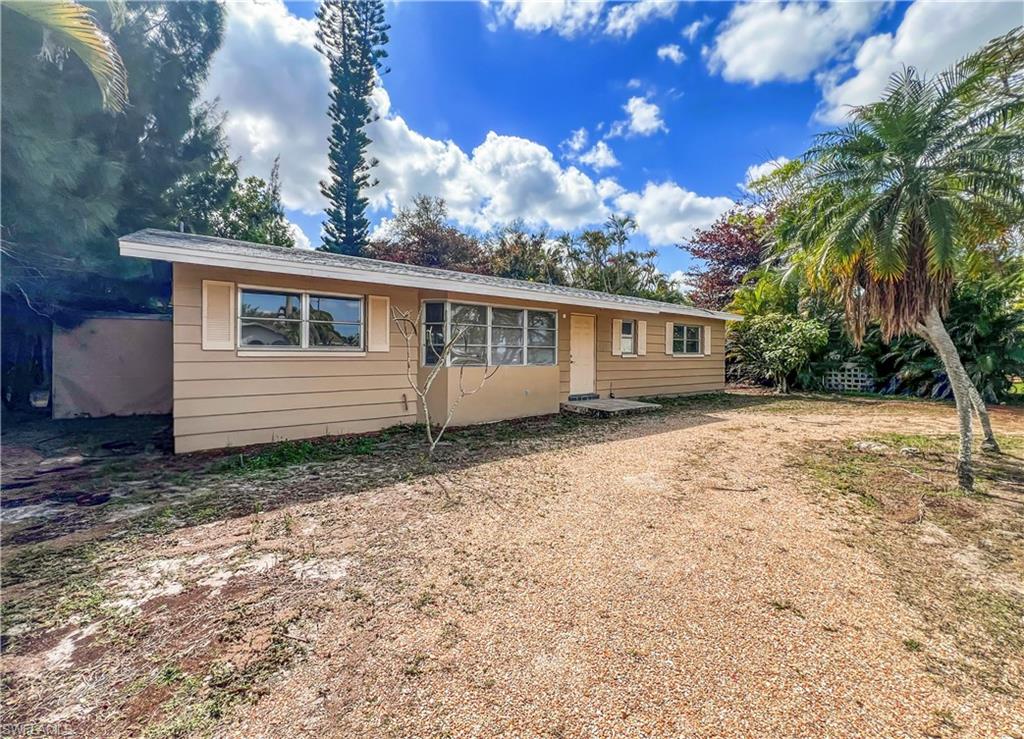 SAN CARLOS PARK SOUTHWEST ADDITION - Residential Lease