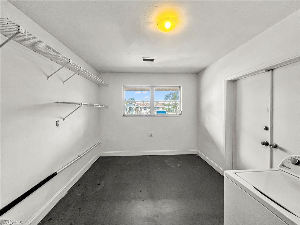 SAN CARLOS PARK SOUTHWEST ADDITION - Residential Lease