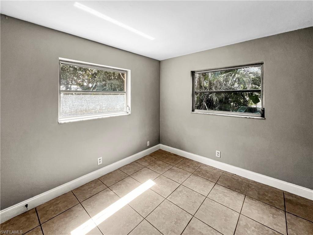 SAN CARLOS PARK SOUTHWEST ADDITION - Residential Lease