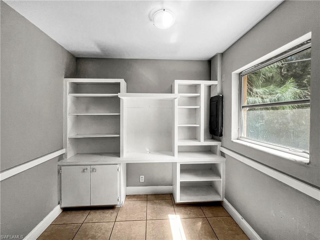 SAN CARLOS PARK SOUTHWEST ADDITION - Residential Lease