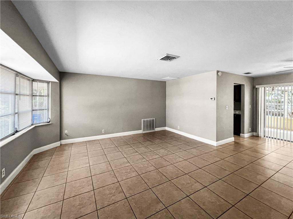 SAN CARLOS PARK SOUTHWEST ADDITION - Residential Lease