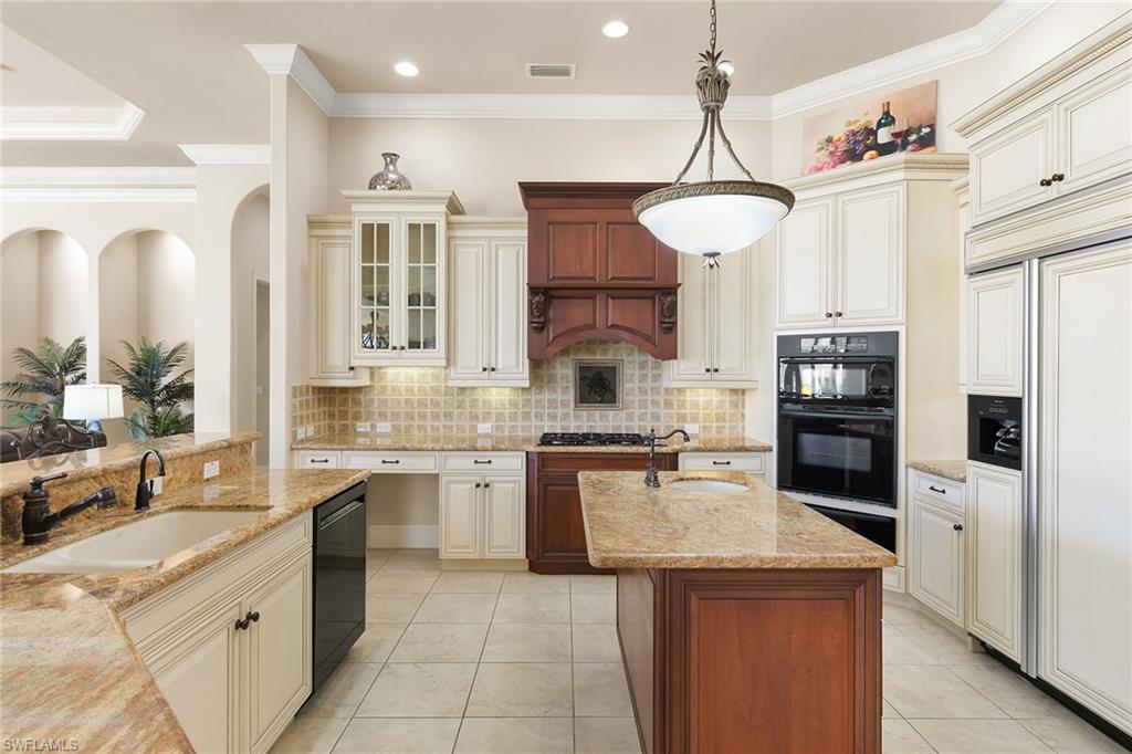 MARCO ISLAND - Residential