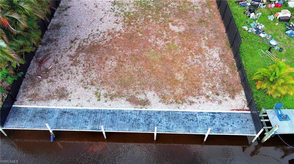 FORT MYERS SHORES - Land