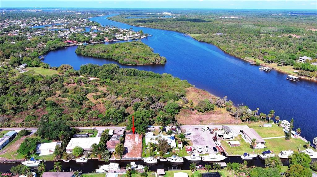 FORT MYERS SHORES - Land