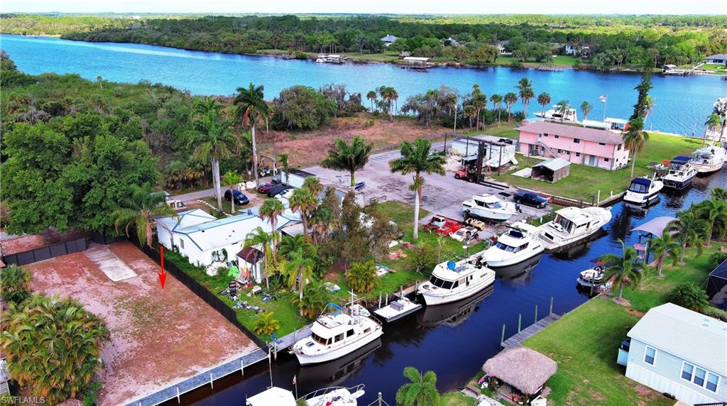 FORT MYERS SHORES - Land