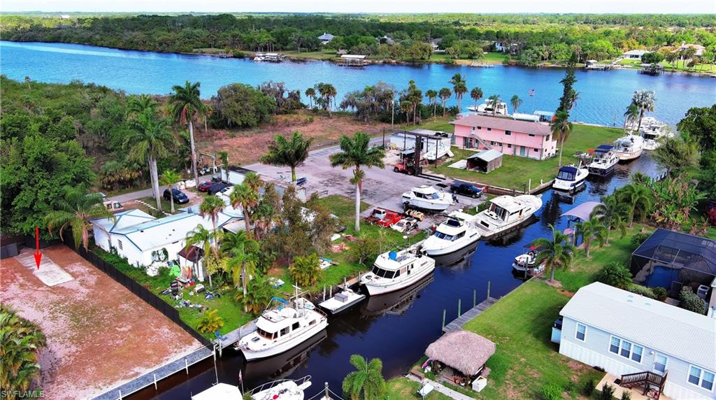 FORT MYERS SHORES - Land