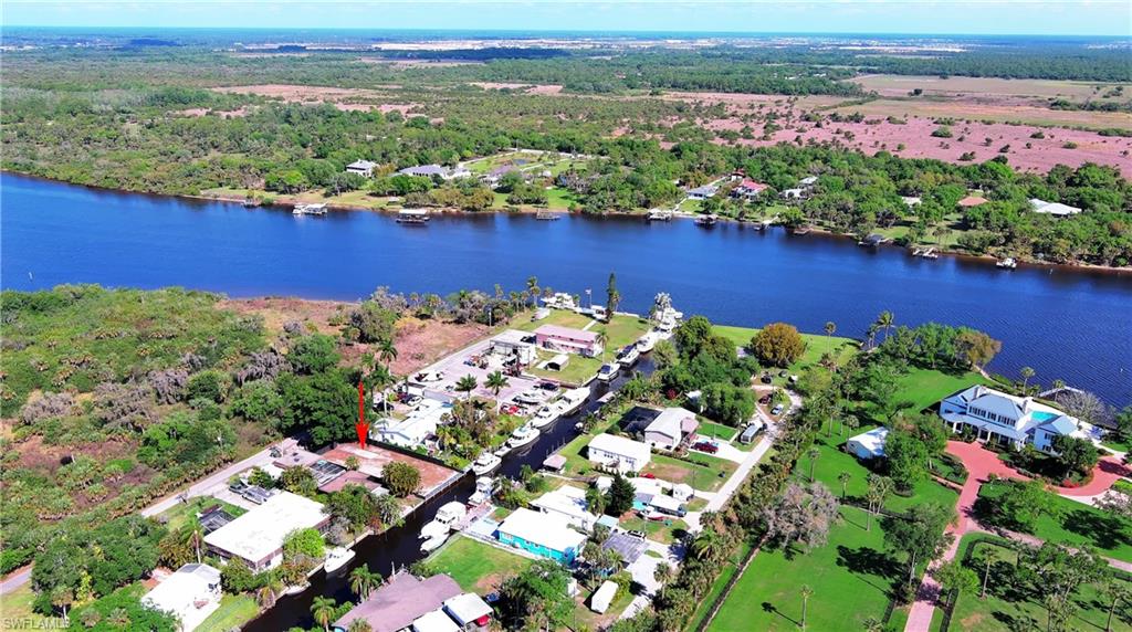 FORT MYERS SHORES - Land