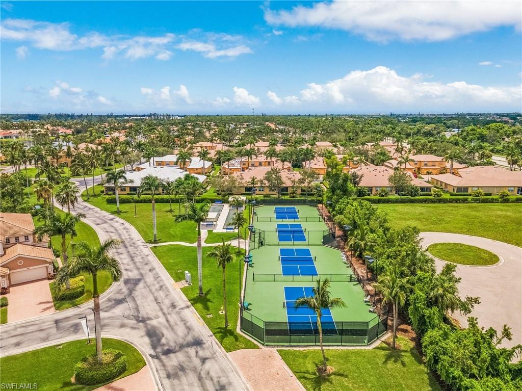 REFLECTION LAKES - Residential