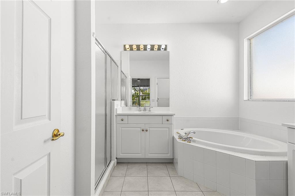 REFLECTION LAKES - Residential