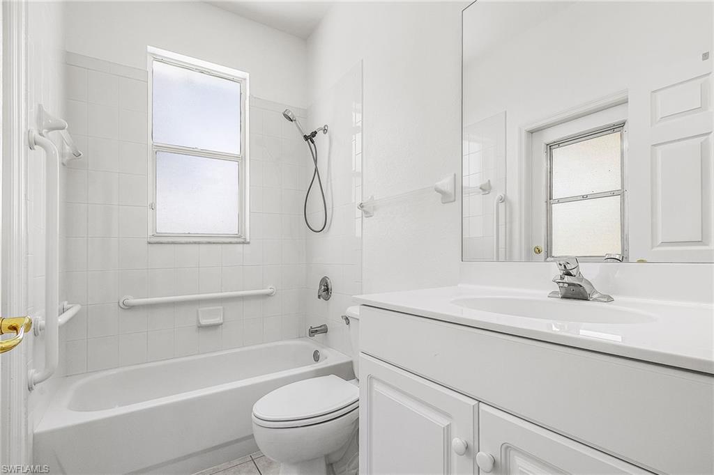 REFLECTION LAKES - Residential