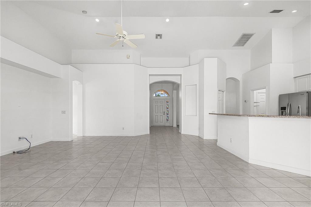 REFLECTION LAKES - Residential