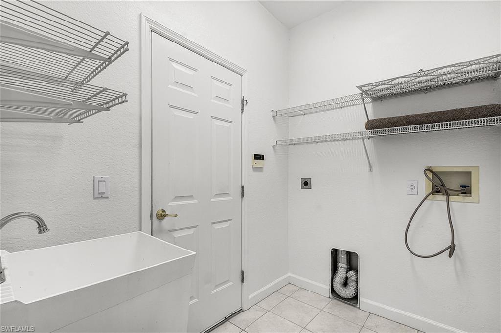 REFLECTION LAKES - Residential