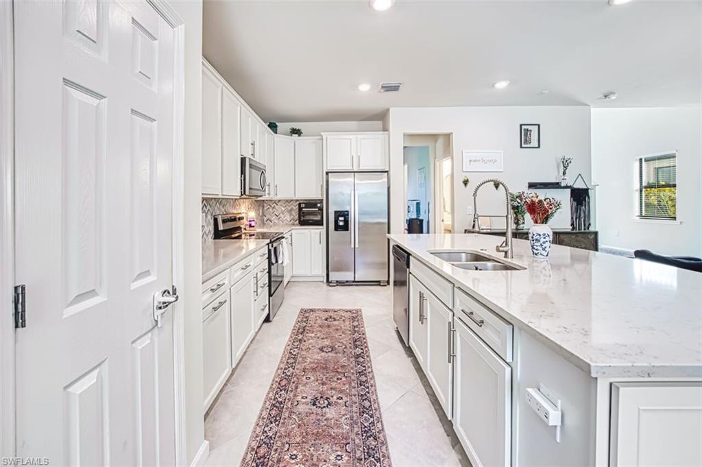 EAGLE RESERVE - Residential