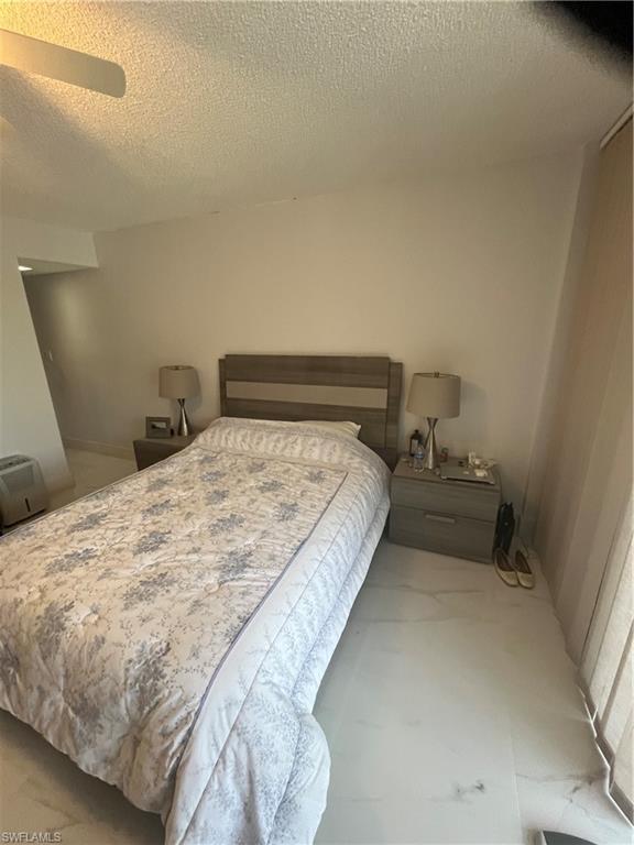 VANDERBILT TOWERS - Residential