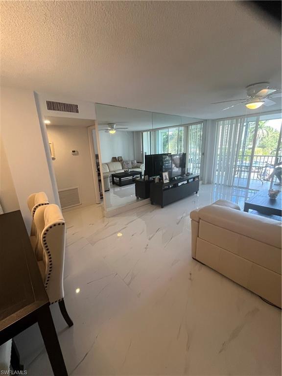 VANDERBILT TOWERS - Residential