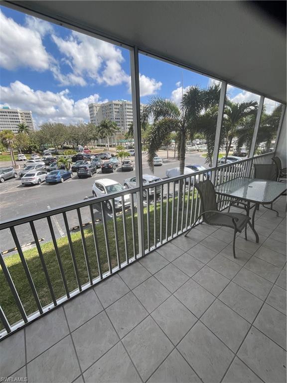 VANDERBILT TOWERS - Residential