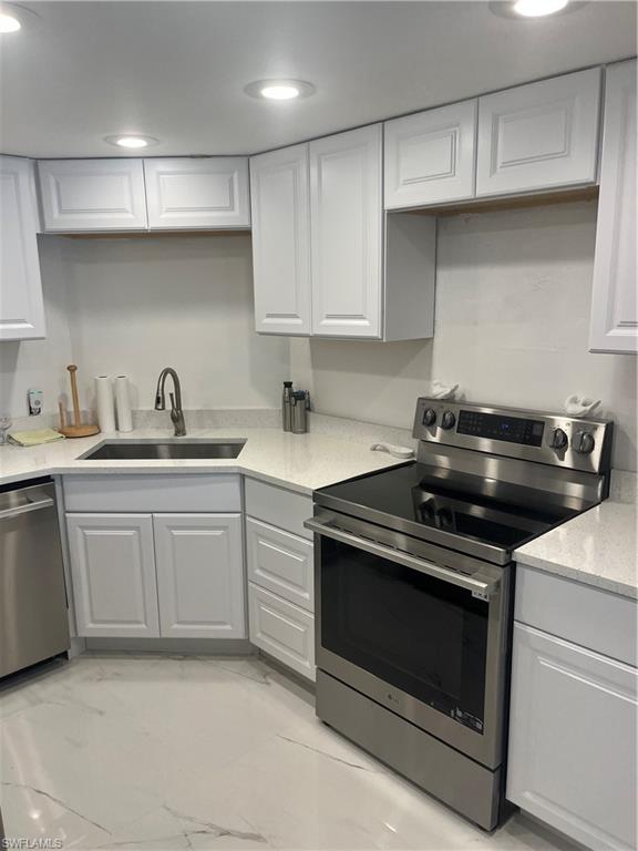 VANDERBILT TOWERS - Residential