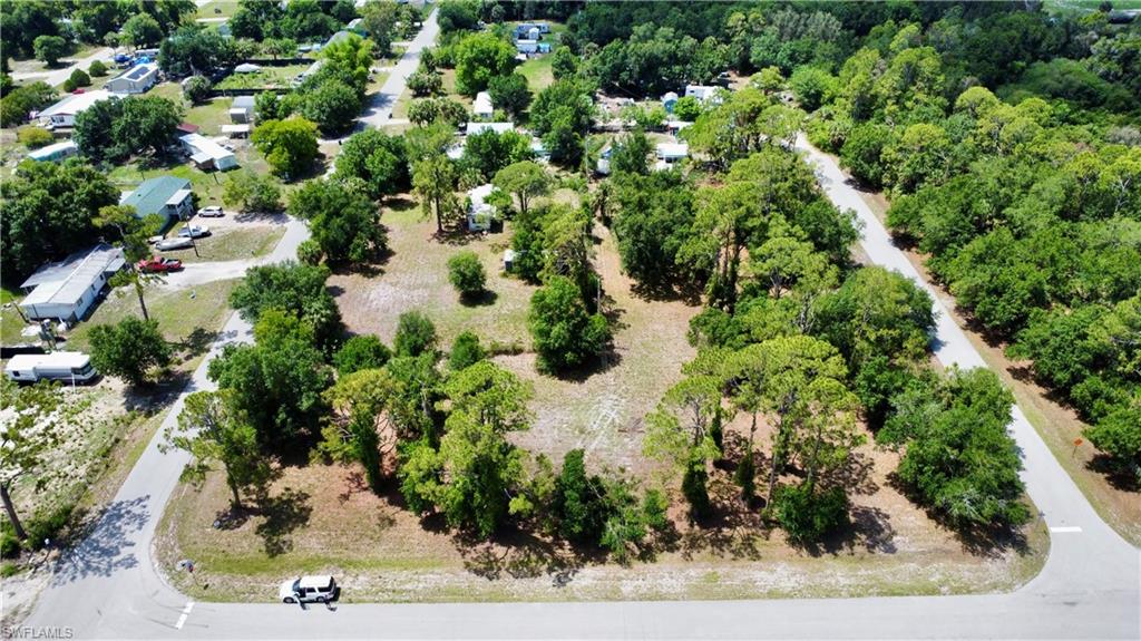 SUNCOAST ESTATES UNREC - Land