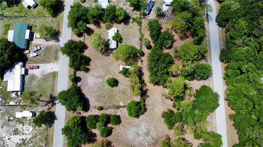 SUNCOAST ESTATES UNREC - Land