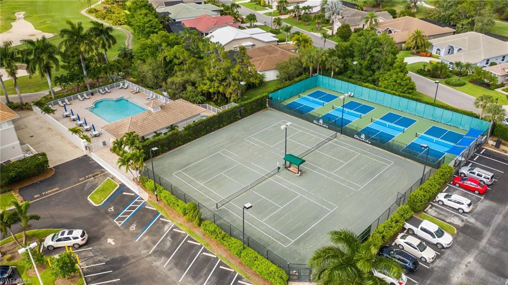 OLDE HICKORY GOLF & COUNTRY CLUB - Residential