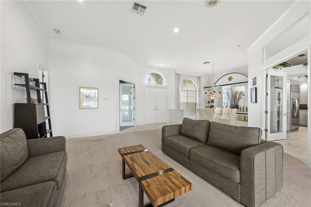 OLDE HICKORY GOLF & COUNTRY CLUB - Residential