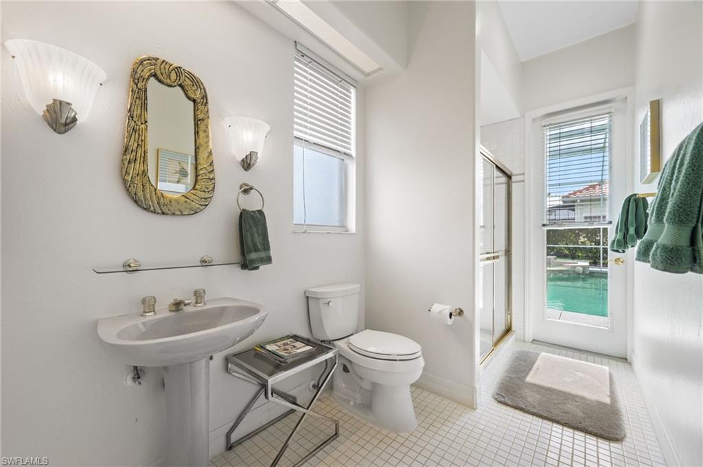 OLDE HICKORY GOLF & COUNTRY CLUB - Residential