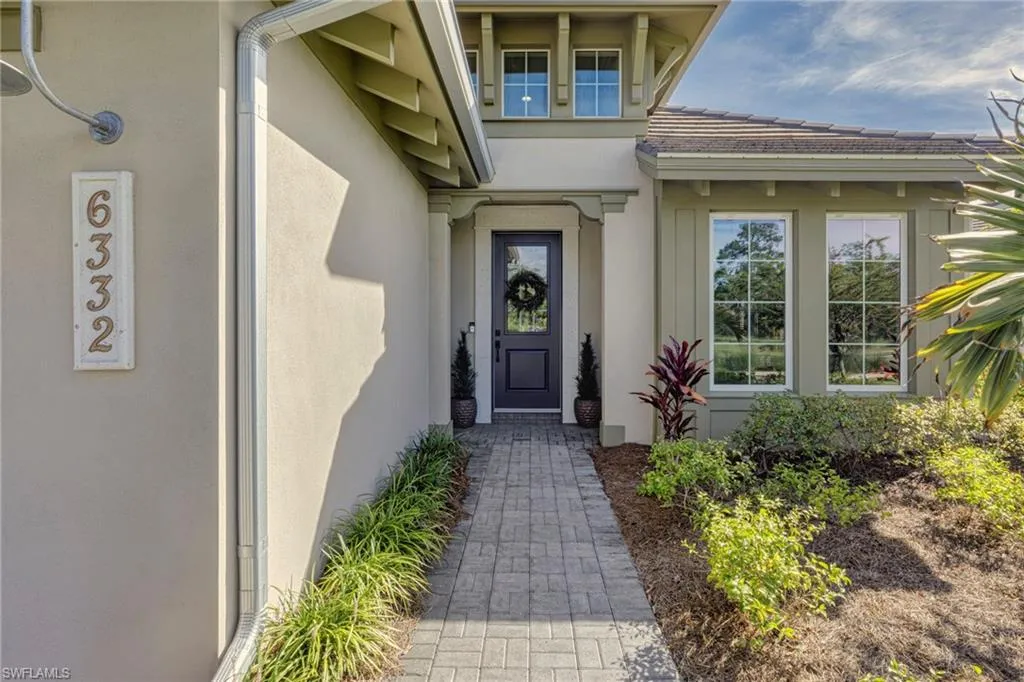 Naples, Florida 34113, United States, 3 Bedrooms Bedrooms, ,4 BathroomsBathrooms,Residential,Contingent,48805