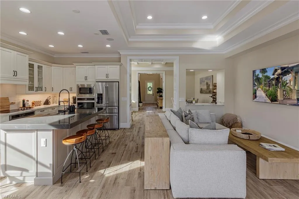 Naples, Florida 34113, United States, 3 Bedrooms Bedrooms, ,4 BathroomsBathrooms,Residential,Contingent,48805