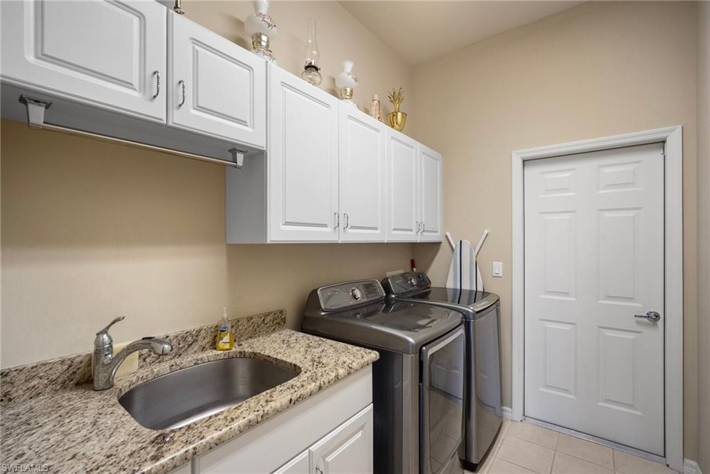 STONEYBROOK - Residential