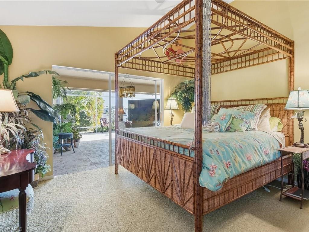 PORT OF THE ISLANDS - Residential