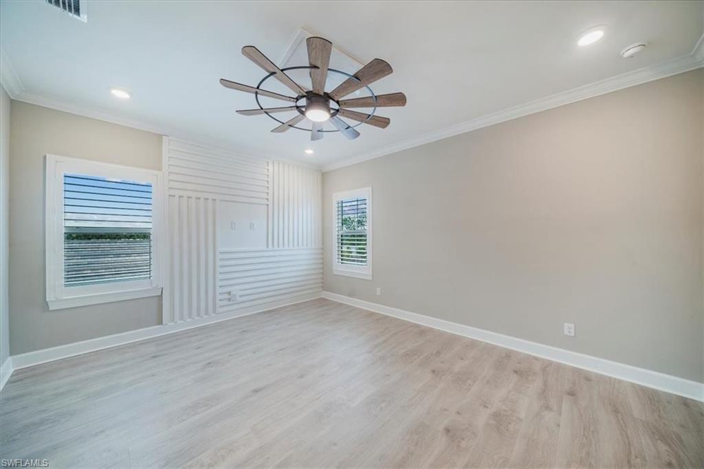 ESPLANADE LAKE CLUB - Residential