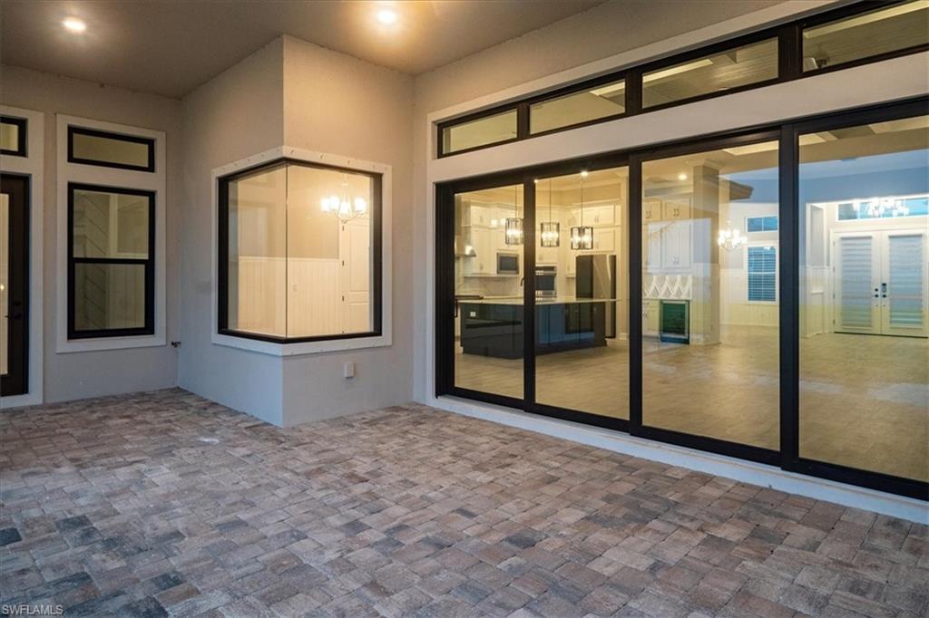 ESPLANADE LAKE CLUB - Residential