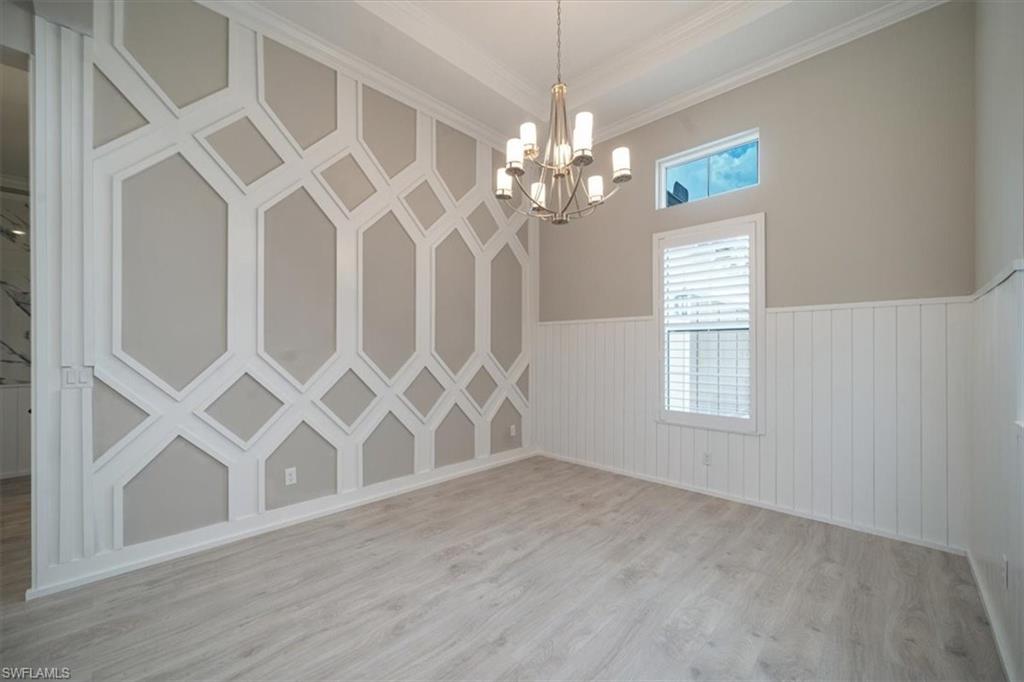 ESPLANADE LAKE CLUB - Residential