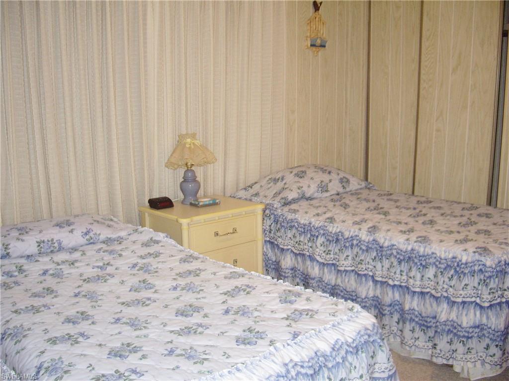 LAUREL ESTATES MOBILE HOME VIL - Residential