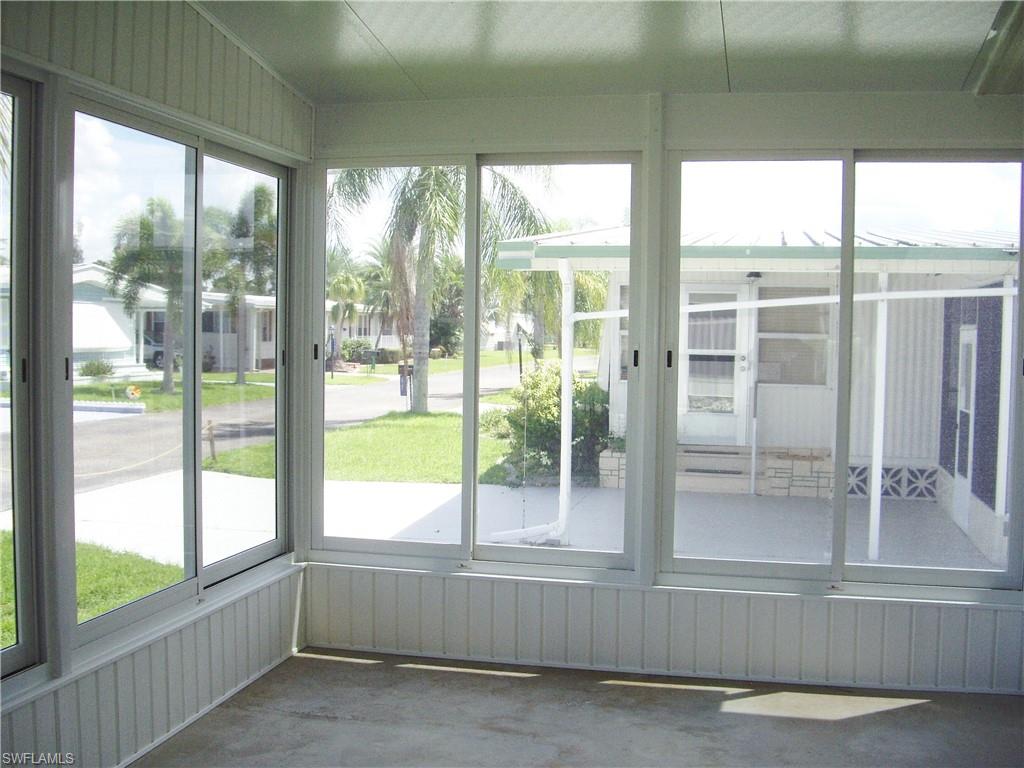 LAUREL ESTATES MOBILE HOME VIL - Residential