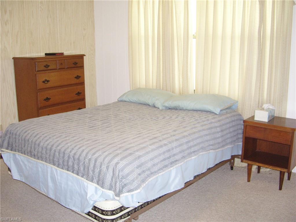 LAUREL ESTATES MOBILE HOME VIL - Residential