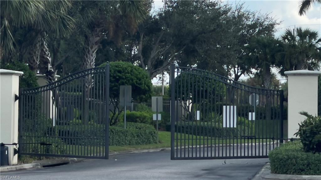 VILLAS AT TORTUGA - Residential