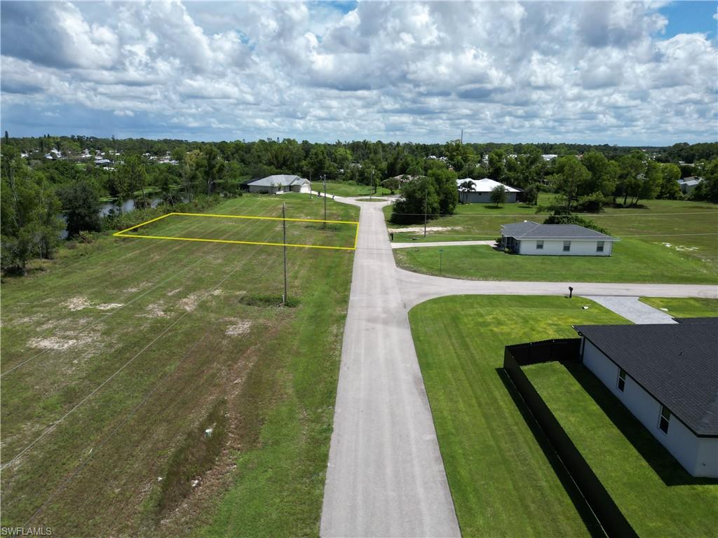 CAPE CORAL - Land