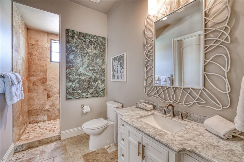 YACHT CLUB - Residential