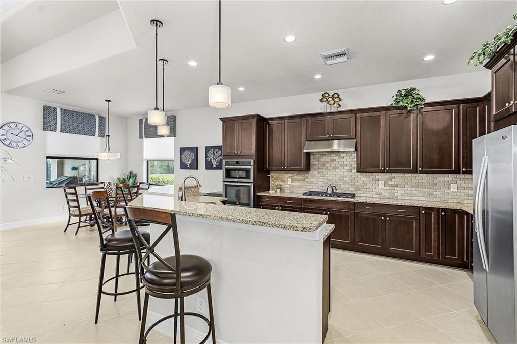 CORDOVA AT SPANISH WELLS - Residential