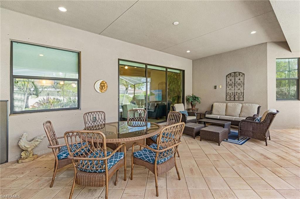 CORDOVA AT SPANISH WELLS - Residential