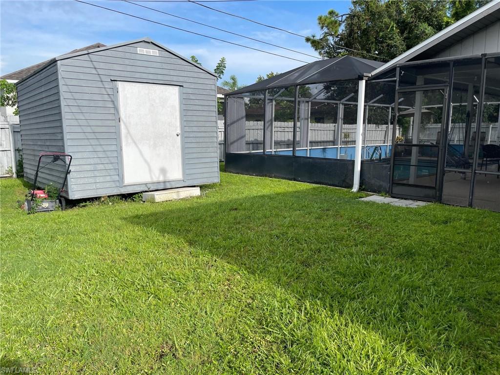 SAN CARLOS PARK - Residential